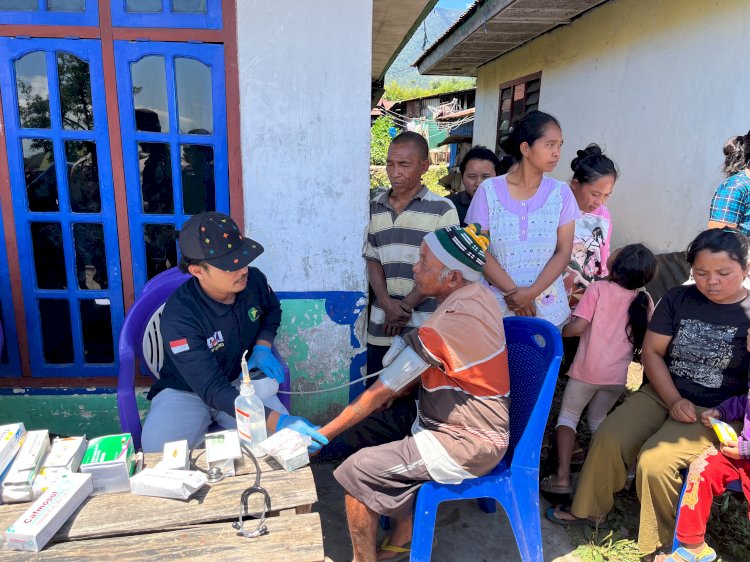 UPAYA PEMULIHAN PSIKOLOGIS ANAK TERDAMPAK GEMPA, POLRES MANGGARAI GELORAKAN GERAKAN TRAUMA HEALING DI POSKO PENGUNGSIAN
