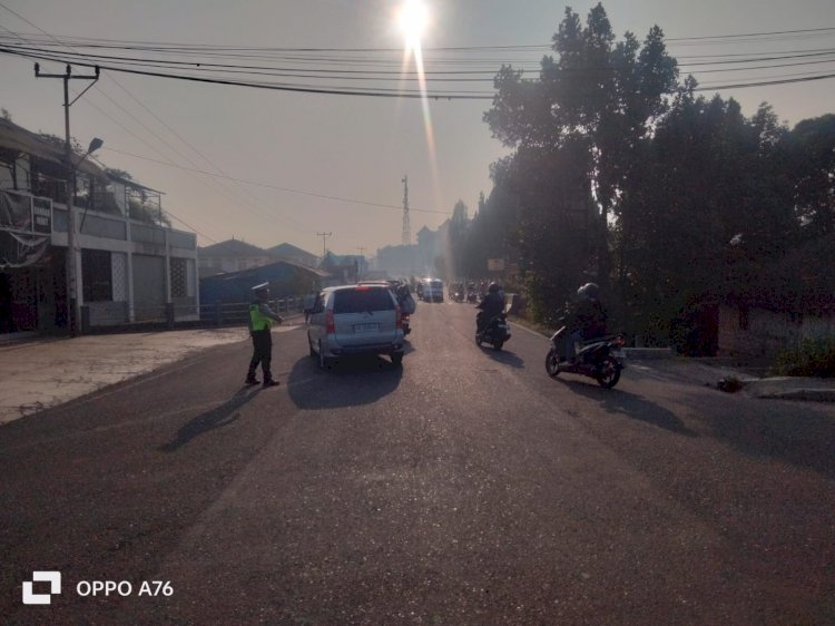 WUJUDKAN KAMSELTIBCAR LANTAS, SATLANTAS POLRES MANGGARAI GELAR PENGATURAN LALU LINTAS DI ZEBRA CROSS, PERSIMPANGAN JALAN, DAN KAWASAN SEKOLAH