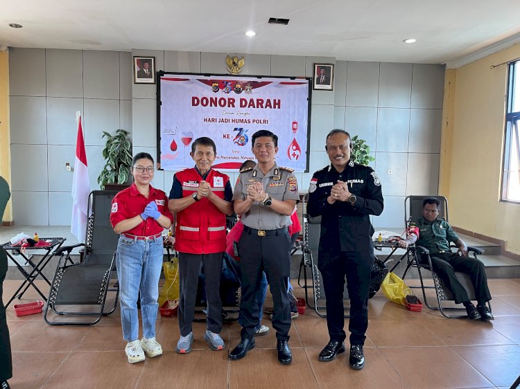POLISI BERSAMA MASYARAKAT JAGA REPUTASI POLRI, HUMAS POLRES MANGGARAI GELAR DONOR DARAH SAMBUT HARI JADI HUMAS KE-75