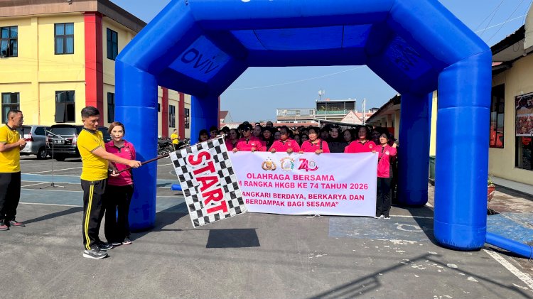 SEMARAK HKGB KE-74, POLRES MANGGARAI BERSAMA BHAYANGKARI GELAR OLAHRAGA BERSAMA PERKUAT SOLIDITAS DAN KEBERSAMAAN