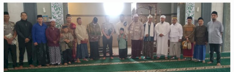 JUMAT KELILING, POLRES MANGGARAI HADIR DI TENGAH UMAT, PERKUAT SEMANGAT “POLISI BERSAMA MASYARAKAT”