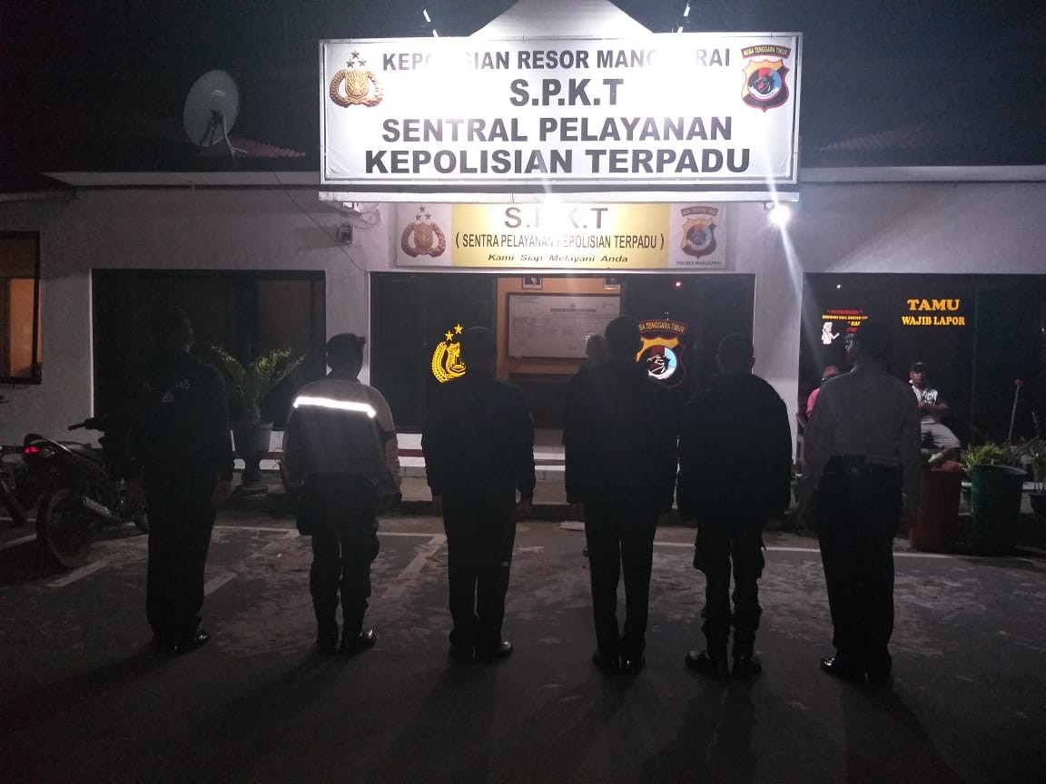 CEK KESIAPSIAGAAN BERTUGAS, PIKET JAGA LAKSANAKAN APEL MALAM